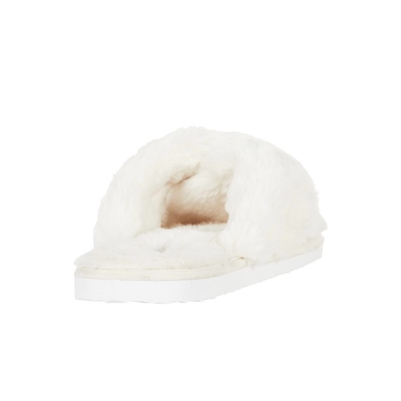 ELI TAHARI White Faux Fur Slippers - Picture 5 of 6